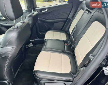 Черный Форд Эскейп, объемом двигателя 2 л и пробегом 42 тыс. км за 20000 $, фото 73 на Automoto.ua