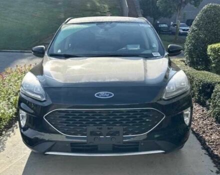 Черный Форд Эскейп, объемом двигателя 2 л и пробегом 71 тыс. км за 12300 $, фото 1 на Automoto.ua