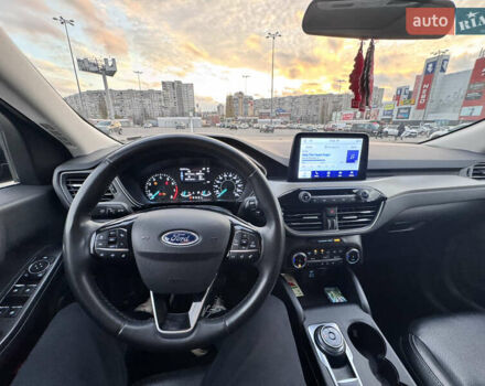 Черный Форд Эскейп, объемом двигателя 0 л и пробегом 90 тыс. км за 19500 $, фото 7 на Automoto.ua