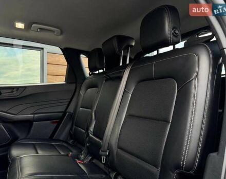 Чорний Форд Ескейп, об'ємом двигуна 2 л та пробігом 31 тис. км за 22900 $, фото 45 на Automoto.ua