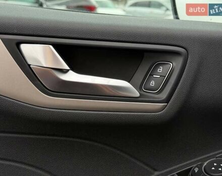 Черный Форд Эскейп, объемом двигателя 0 л и пробегом 52 тыс. км за 17900 $, фото 19 на Automoto.ua