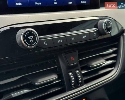 Чорний Форд Ескейп, об'ємом двигуна 2 л та пробігом 31 тис. км за 22900 $, фото 35 на Automoto.ua