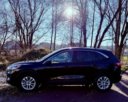 Чорний Форд Ескейп, об'ємом двигуна 1.5 л та пробігом 50 тис. км за 16500 $, фото 1 на Automoto.ua