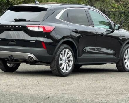 Черный Форд Эскейп, объемом двигателя 2 л и пробегом 27 тыс. км за 17900 $, фото 3 на Automoto.ua