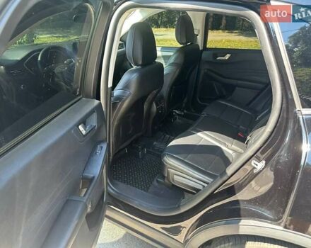 Черный Форд Эскейп, объемом двигателя 0 л и пробегом 82 тыс. км за 17999 $, фото 11 на Automoto.ua