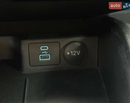 Чорний Форд Ескейп, об'ємом двигуна 2 л та пробігом 31 тис. км за 22900 $, фото 37 на Automoto.ua