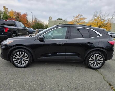 Черный Форд Эскейп, объемом двигателя 2 л и пробегом 17 тыс. км за 11900 $, фото 2 на Automoto.ua