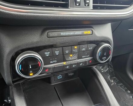 Черный Форд Эскейп, объемом двигателя 2 л и пробегом 17 тыс. км за 11900 $, фото 9 на Automoto.ua