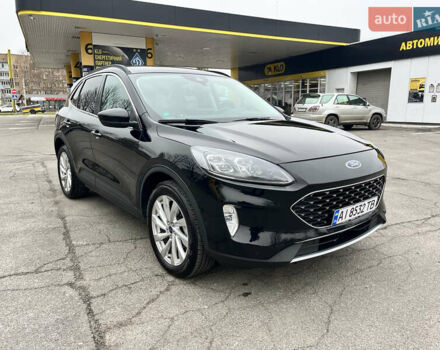 Черный Форд Эскейп, объемом двигателя 2 л и пробегом 41 тыс. км за 20800 $, фото 15 на Automoto.ua