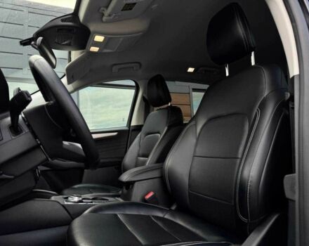 Чорний Форд Ескейп, об'ємом двигуна 2.5 л та пробігом 31 тис. км за 22900 $, фото 17 на Automoto.ua