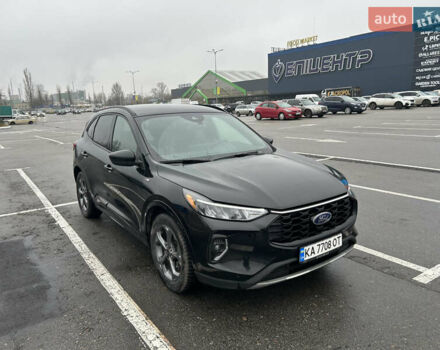 Черный Форд Эскейп, объемом двигателя 1.5 л и пробегом 30 тыс. км за 24000 $, фото 1 на Automoto.ua