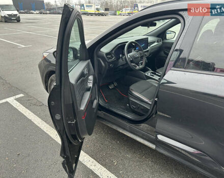 Черный Форд Эскейп, объемом двигателя 1.5 л и пробегом 30 тыс. км за 24000 $, фото 10 на Automoto.ua