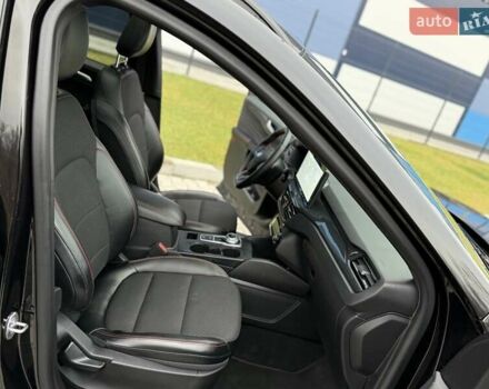 Черный Форд Эскейп, объемом двигателя 1.5 л и пробегом 19 тыс. км за 20999 $, фото 70 на Automoto.ua