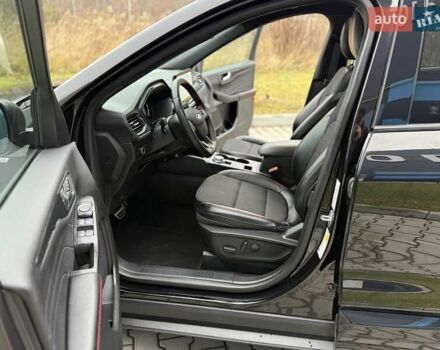 Черный Форд Эскейп, объемом двигателя 1.5 л и пробегом 19 тыс. км за 20999 $, фото 52 на Automoto.ua