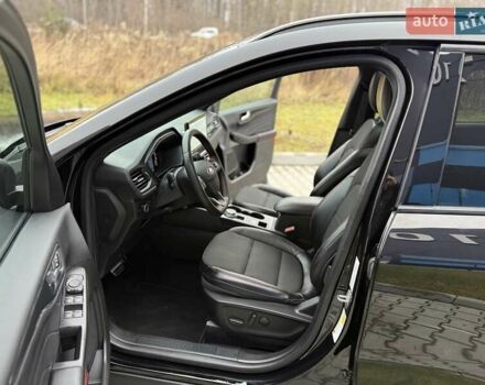 Черный Форд Эскейп, объемом двигателя 1.5 л и пробегом 19 тыс. км за 20999 $, фото 53 на Automoto.ua