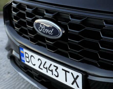 Черный Форд Эскейп, объемом двигателя 1.5 л и пробегом 33 тыс. км за 21800 $, фото 3 на Automoto.ua