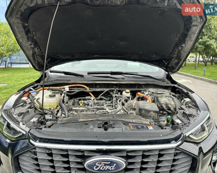 Черный Форд Эскейп, объемом двигателя 2.5 л и пробегом 24 тыс. км за 27900 $, фото 12 на Automoto.ua