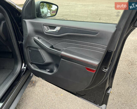 Черный Форд Эскейп, объемом двигателя 1.5 л и пробегом 10 тыс. км за 23900 $, фото 45 на Automoto.ua