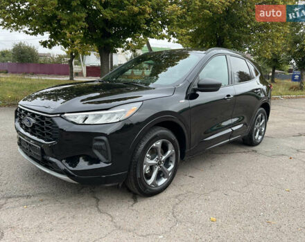 Черный Форд Эскейп, объемом двигателя 1.5 л и пробегом 10 тыс. км за 23900 $, фото 1 на Automoto.ua