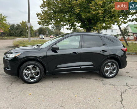 Черный Форд Эскейп, объемом двигателя 1.5 л и пробегом 10 тыс. км за 23900 $, фото 4 на Automoto.ua