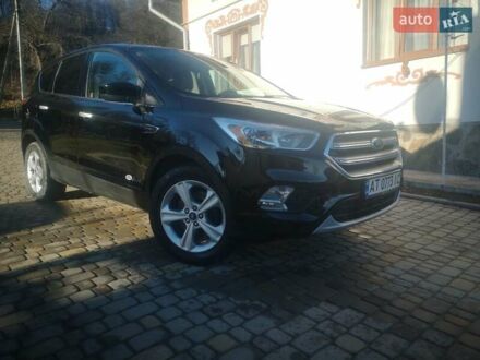 Чорний Форд Ескейп, об'ємом двигуна 1.5 л та пробігом 128 тис. км за 10800 $, фото 1 на Automoto.ua