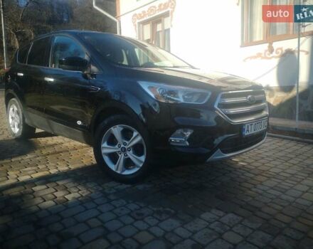 Черный Форд Эскейп, объемом двигателя 1.5 л и пробегом 128 тыс. км за 10800 $, фото 1 на Automoto.ua