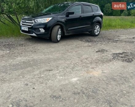 Черный Форд Эскейп, объемом двигателя 2.49 л и пробегом 129 тыс. км за 11700 $, фото 1 на Automoto.ua