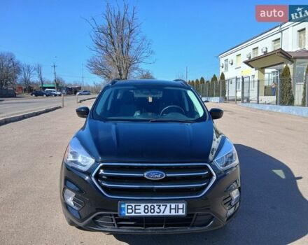 Черный Форд Эскейп, объемом двигателя 1.5 л и пробегом 153 тыс. км за 11500 $, фото 1 на Automoto.ua