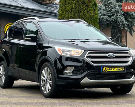 Черный Форд Эскейп, объемом двигателя 2 л и пробегом 151 тыс. км за 16600 $, фото 1 на Automoto.ua
