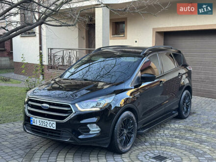 Форд Ескейп 2016 у Львові на Automoto.ua Чорний Форд Ескейп, об'ємом двигуна 2 л та пробігом 162 тис. км за 11500 $, фото 1 на Automoto.ua