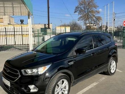 Форд Эскейп 2017 в Павлограде на Automoto.ua Черный Форд Эскейп, объемом двигателя 2 л и пробегом 60 тыс. км за 13600 $, фото 1 на Automoto.ua