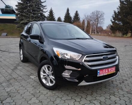 Черный Форд Эскейп, объемом двигателя 1.5 л и пробегом 220 тыс. км за 10300 $, фото 1 на Automoto.ua