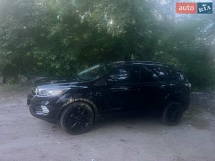 Чорний Форд Ескейп, об'ємом двигуна 1.5 л та пробігом 152 тис. км за 11000 $, фото 1 на Automoto.ua