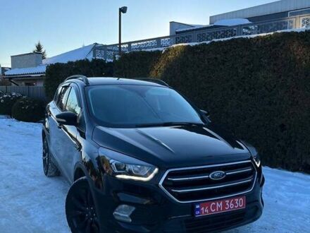 Черный Форд Эскейп, объемом двигателя 1.5 л и пробегом 210 тыс. км за 11999 $, фото 1 на Automoto.ua
