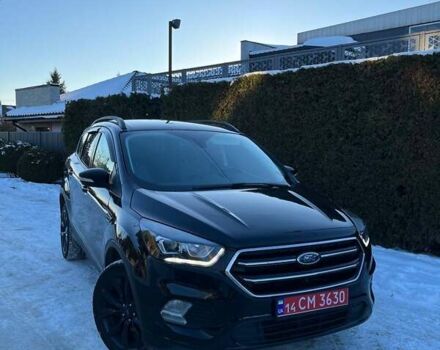 Чорний Форд Ескейп, об'ємом двигуна 1.5 л та пробігом 210 тис. км за 11999 $, фото 1 на Automoto.ua