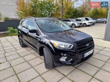 Форд Ескейп 2017 у Львові на Automoto.ua Чорний Форд Ескейп, об'ємом двигуна 2 л та пробігом 107 тис. км за 8100 $, фото 1 на Automoto.ua