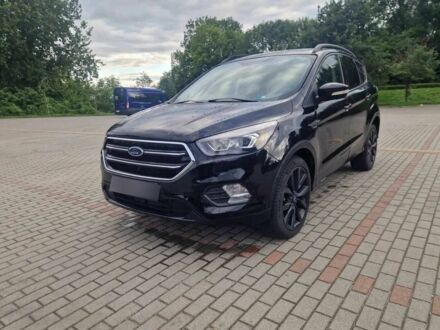 Черный Форд Эскейп, объемом двигателя 0 л и пробегом 123 тыс. км за 8992 $, фото 1 на Automoto.ua