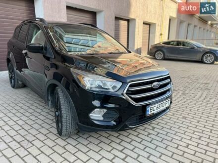 Чорний Форд Ескейп, об'ємом двигуна 1.5 л та пробігом 137 тис. км за 12700 $, фото 1 на Automoto.ua