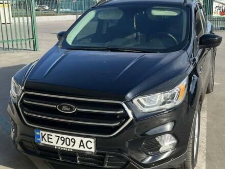 Форд Ескейп 2017 у Павлограде на Automoto.ua Чорний Форд Ескейп, об'ємом двигуна 2 л та пробігом 60 тис. км за 14800 $, фото 1 на Automoto.ua