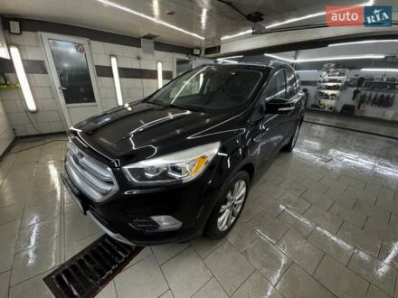 Чорний Форд Ескейп, об'ємом двигуна 2 л та пробігом 88 тис. км за 17000 $, фото 1 на Automoto.ua