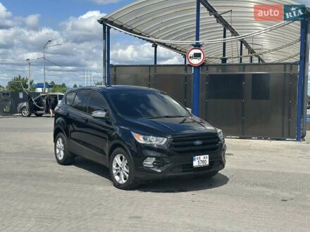 Форд Ескейп 2017 у Дніпро (Дніпропетровську) на Automoto.ua Чорний Форд Ескейп, об'ємом двигуна 2 л та пробігом 126 тис. км за 13200 $, фото 1 на Automoto.ua