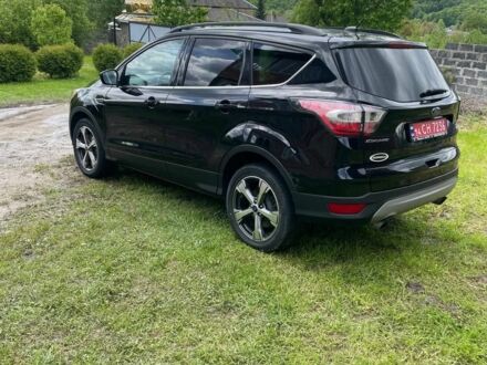 Черный Форд Эскейп, объемом двигателя 1.5 л и пробегом 240 тыс. км за 10400 $, фото 1 на Automoto.ua