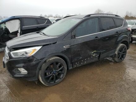Форд Ескейп 2017 у Пирятине на Automoto.ua Чорний Форд Ескейп, об'ємом двигуна 2 л та пробігом 90 тис. км за 7500 $, фото 1 на Automoto.ua