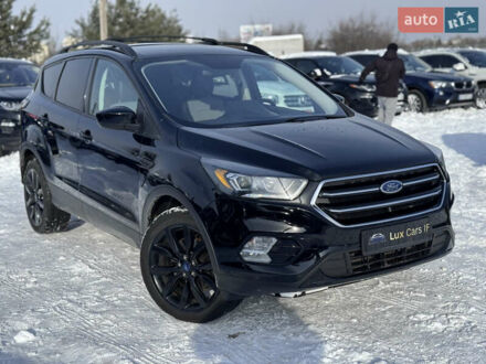 Чорний Форд Ескейп, об'ємом двигуна 1.5 л та пробігом 79 тис. км за 13950 $, фото 1 на Automoto.ua