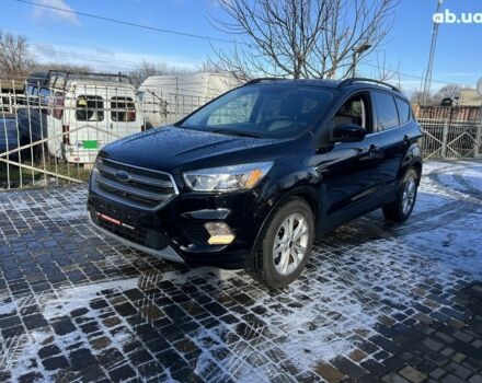 Черный Форд Эскейп, объемом двигателя 0 л и пробегом 237 тыс. км за 12499 $, фото 1 на Automoto.ua