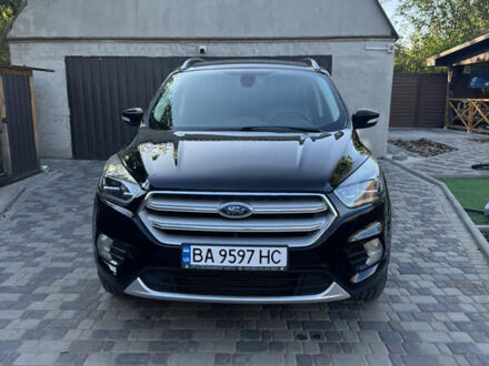 Чорний Форд Ескейп, об'ємом двигуна 2 л та пробігом 76 тис. км за 15900 $, фото 1 на Automoto.ua