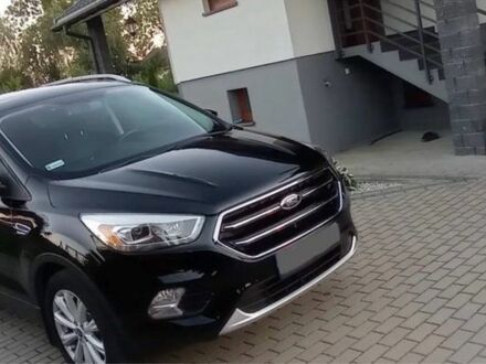 Черный Форд Эскейп, объемом двигателя 2 л и пробегом 98 тыс. км за 8900 $, фото 1 на Automoto.ua