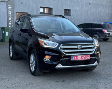 Чорний Форд Ескейп, об'ємом двигуна 1.5 л та пробігом 54 тис. км за 13799 $, фото 1 на Automoto.ua