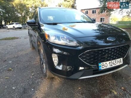 Чорний Форд Ескейп, об'ємом двигуна 1.5 л та пробігом 58 тис. км за 14950 $, фото 1 на Automoto.ua