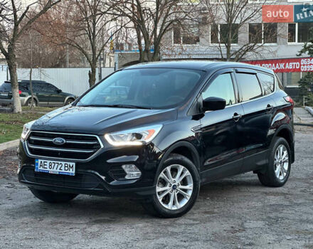 Чорний Форд Ескейп, об'ємом двигуна 1.5 л та пробігом 55 тис. км за 11700 $, фото 1 на Automoto.ua